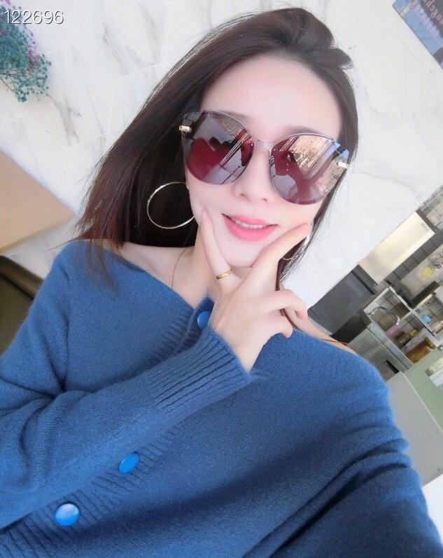 GUCCI古馳 GG8810 進口板材 完美品質 超級時尚 女款太陽鏡  lly1205